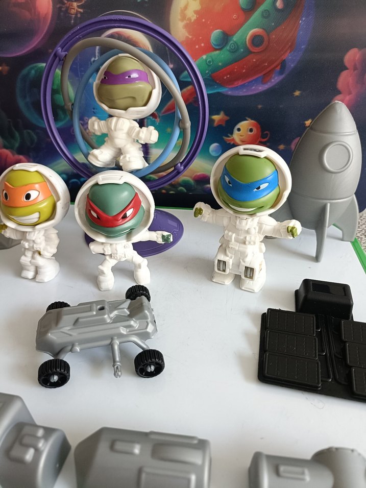 Uzay Temalı Gri Ninja Kaplumbağalar Figür Seti - Görsel 3