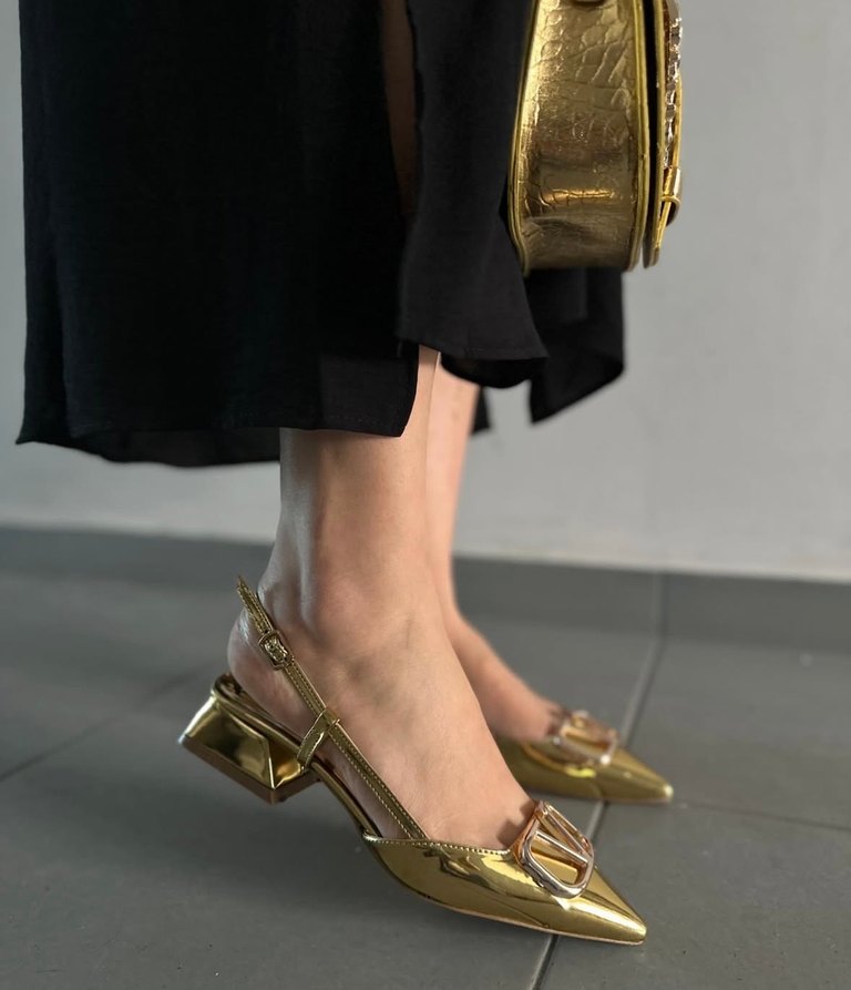 Altın Renkli, Tokalı Kadın Stiletto - Görsel 2