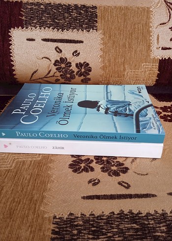 Paulo Coelho 2 Kitap Seti: Veronika Ölmek İstiyor & Zahir