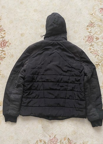 Erkek Siyah Kapüşonlu Fermuarlı Mont - Görsel 3