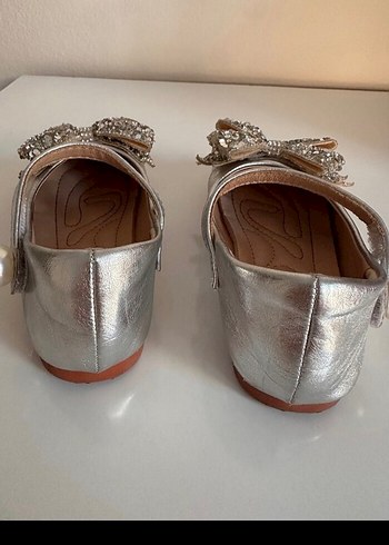 Kız Çocuk gümüş Renkli Fiyonklu Babet - Görsel 3