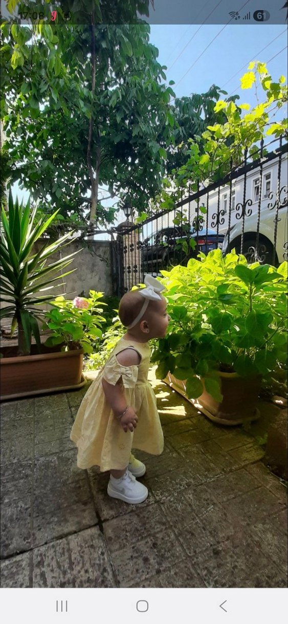 Kız Çocuk Klasik Nakışlı Fiyonklu Elbise - Görsel 2