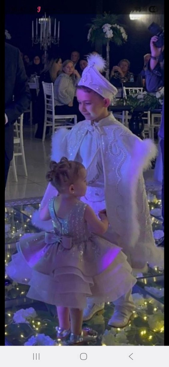 Işıltılı İşlemeli Krem Kız Çocuk Elbise - Görsel 4