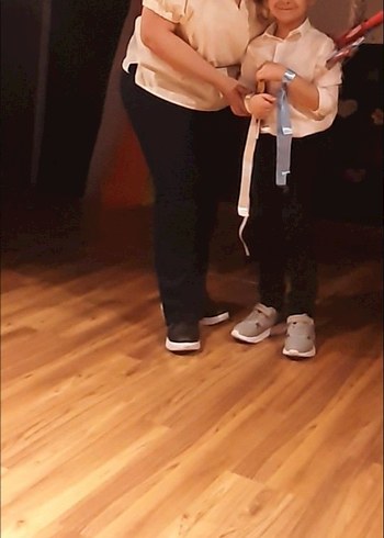 V Yaka Beyaz Kadın Bluz, Bol Kesim, Kısa Kollu - Görsel 3