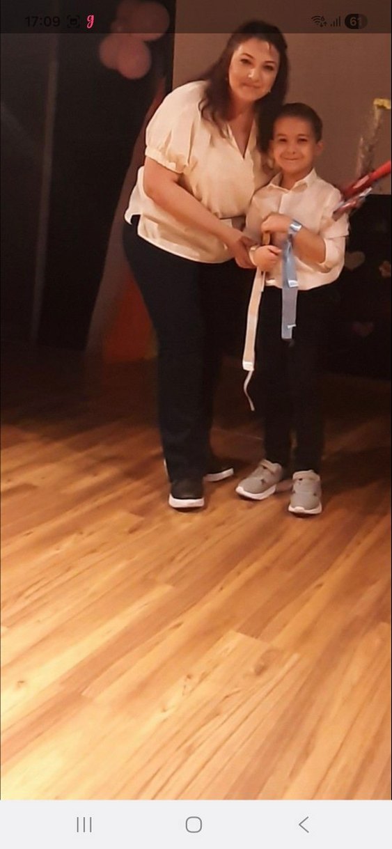 V Yaka Beyaz Kadın Bluz, Bol Kesim, Kısa Kollu - Görsel 3