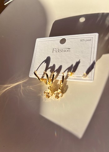  Beden Parıltılı Gold Mini Çiçek Küpeler