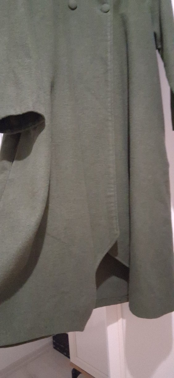 Düğmeli Uzun Kadın Kabanı - Görsel 2