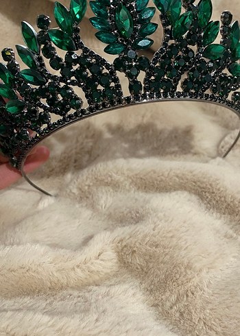 Yeşil Parlak Taşlı Kadın Tacı - Görsel 3