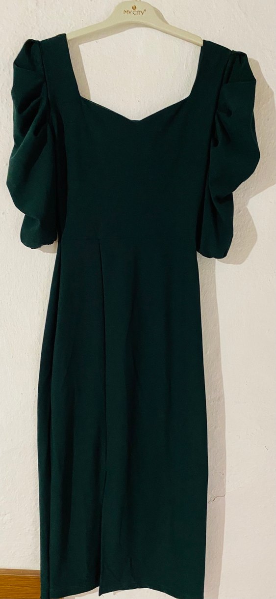 Drapeli V Yaka zümrüt yeşili Uzun Elbise - Görsel 4