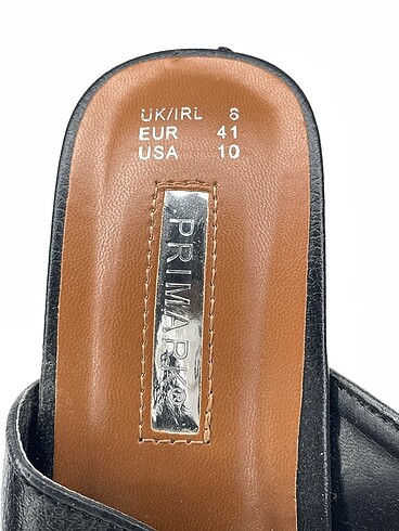41 Beden siyah Renk Primark Terlik %70 İndirimli.