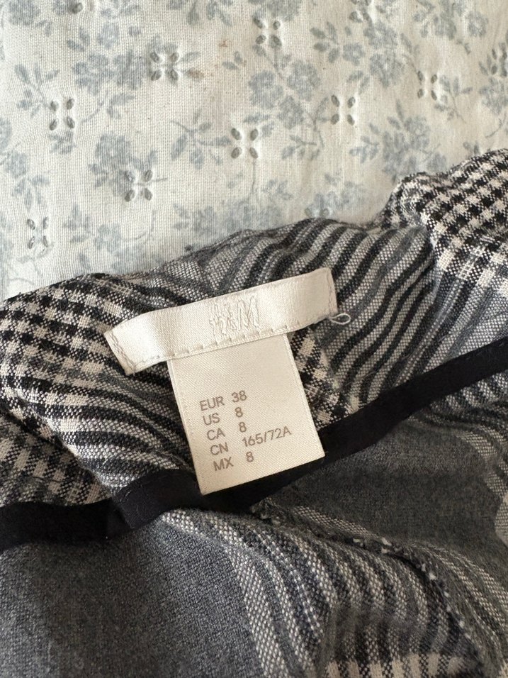 Ekose Desenli H&M Gri Kumaş Kadın Pantolon - Görsel 3