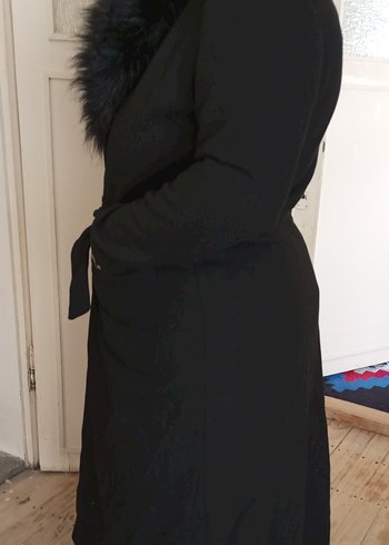 Kuşaklı Siyah Uzun Kaban - Görsel 3