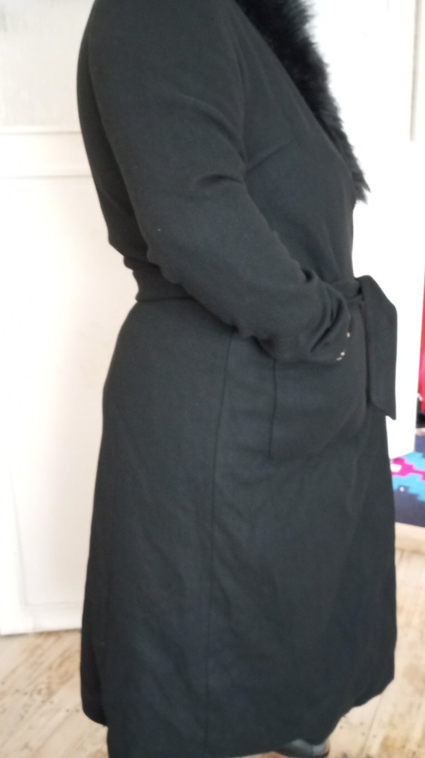 Kuşaklı Siyah Uzun Kaban - Görsel 2