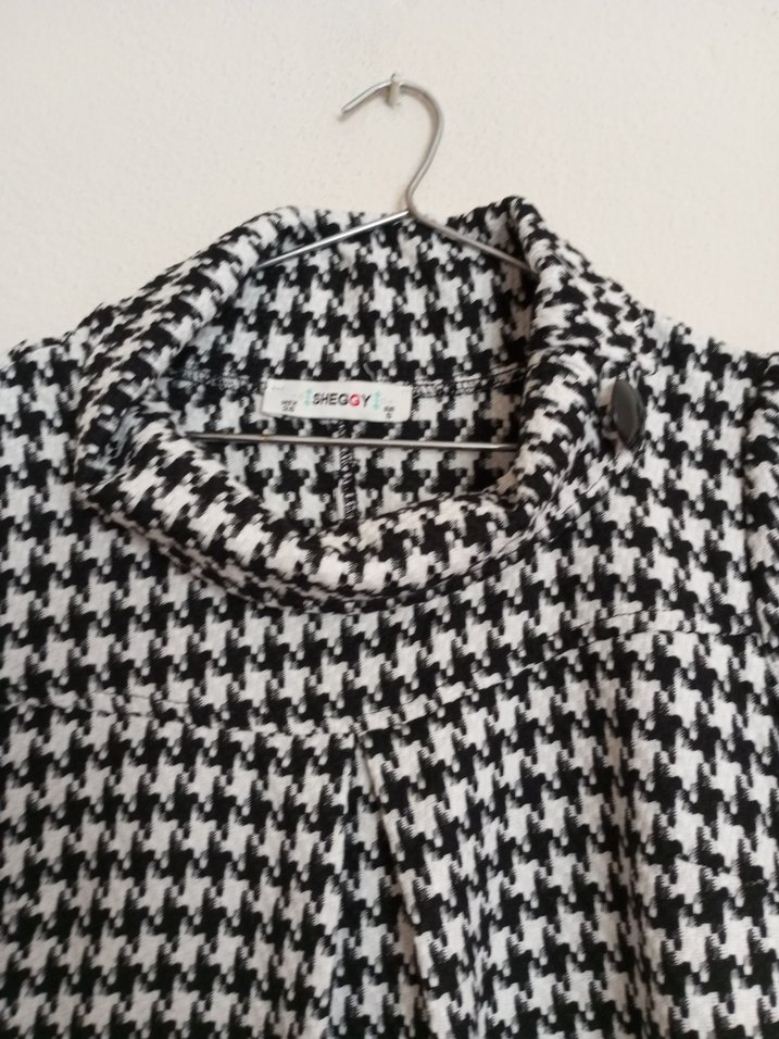 Gri Desenli Kısa Kollu Midi Elbise - Görsel 4