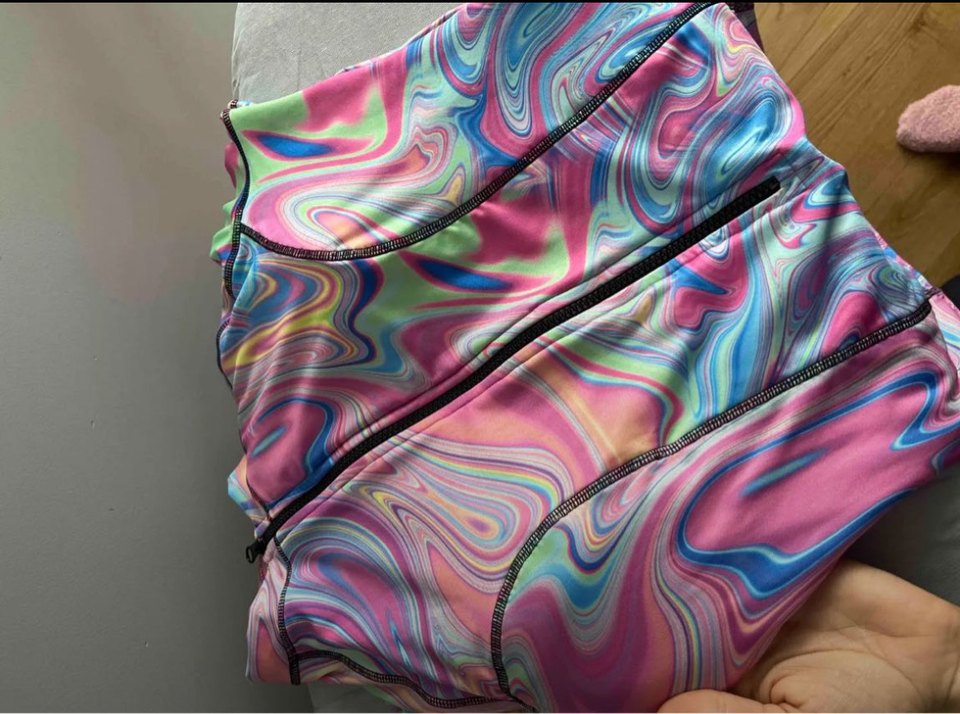 Uzun Kollu, Fermuarlı Çok Renkli Bağlama Desenli Mayo - Görsel 3