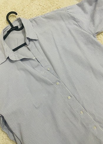 Düğmeli Mavi Çizgili Kadın Gömlek - Görsel 3