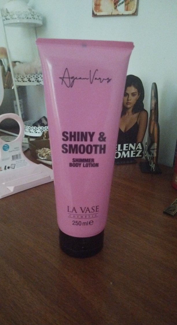 La Vase Parlak ve Pürüzsüz Vücut Losyonu 250 ml - Görsel 2