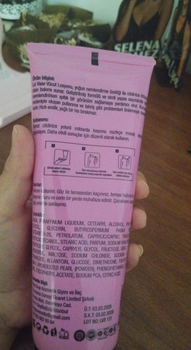 La Vase Parlak ve Pürüzsüz Vücut Losyonu 250 ml - Görsel 4