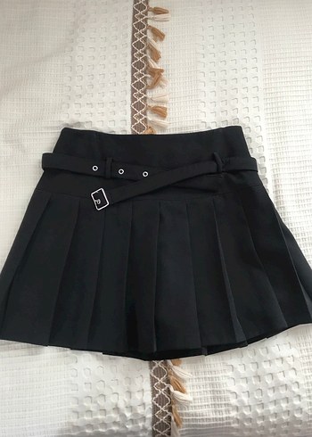 Kemerli Siyah Mini Etek