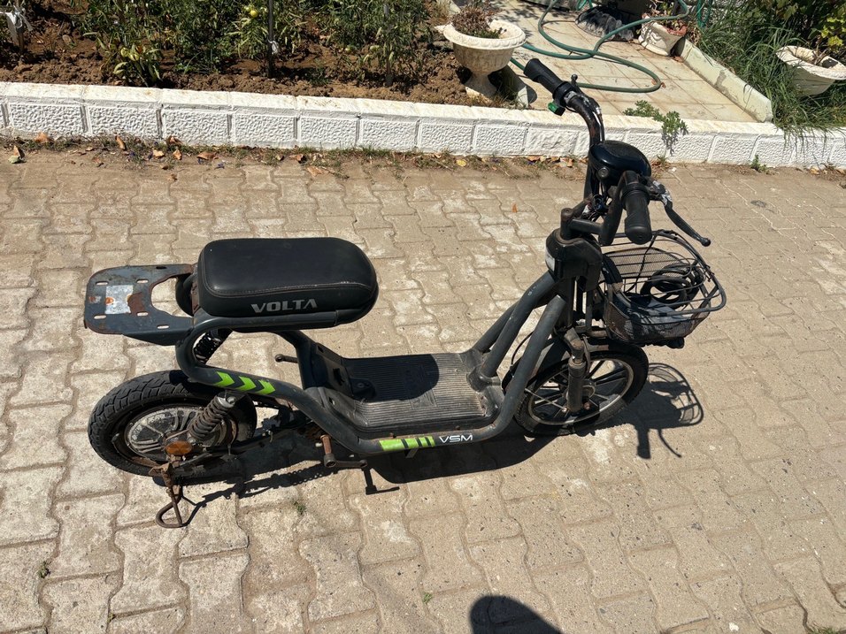 Yeşil Çocuk Scooter'ı Sepetli - Görsel 2