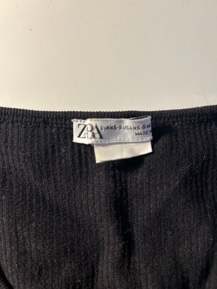 Siyah Payetli Straplez Kadın Crop - Görsel 2