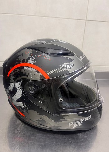 Gri Baskılı Rock Punk Motosiklet Kaskı - Görsel 2