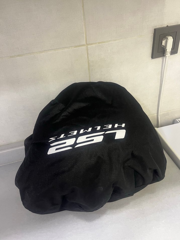 Gri Baskılı Rock Punk Motosiklet Kaskı - Görsel 3