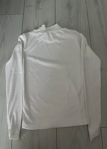 Beyaz Yüksek Yakalı Kadın Triko - Görsel 2