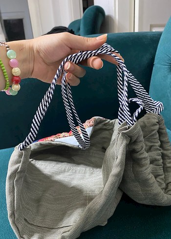 Beden çeşitli Renk Nakışlı Çok Renkli Sırt Çantası
