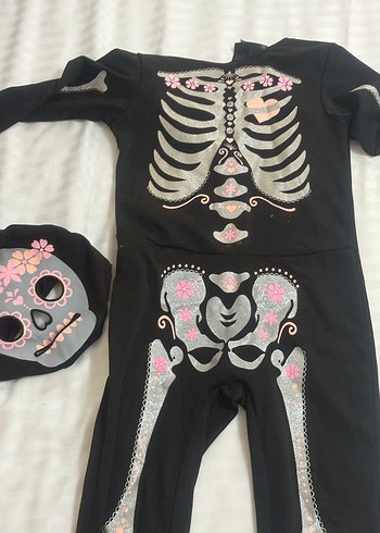 H&M Nakışlı Siyah Kız Çocuk Goth Kostüm