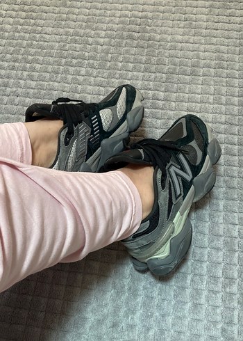 New Balance Gri Bağcıklı Kadın Spor Ayakkabı