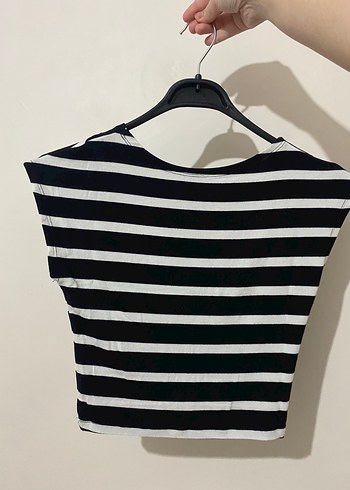 Trendyol & Milla Çizgili Siyah Beyaz Kadın Crop Top