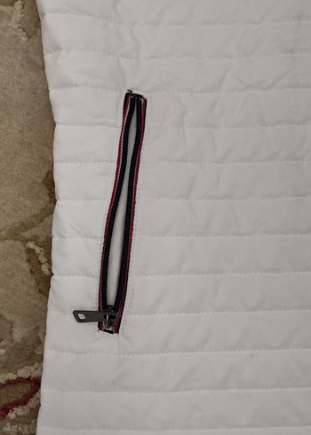 Kapüşonlu ince  Kadın Kışlık Mont - Görsel 3