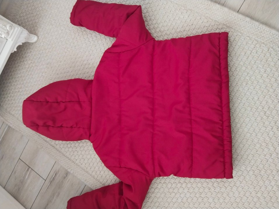 Kirmizi Kapüşonlu Kadın mont - Görsel 5