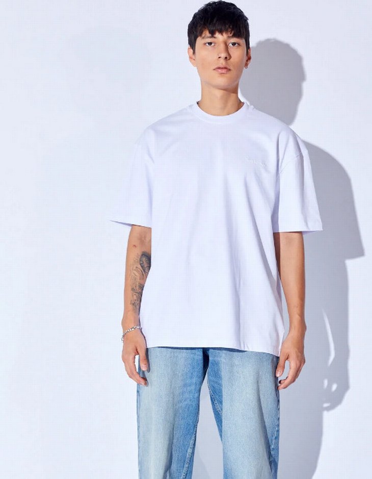 2 âdet Siyah ve beyaz Baskılı Oversize Tişört - Görsel 2