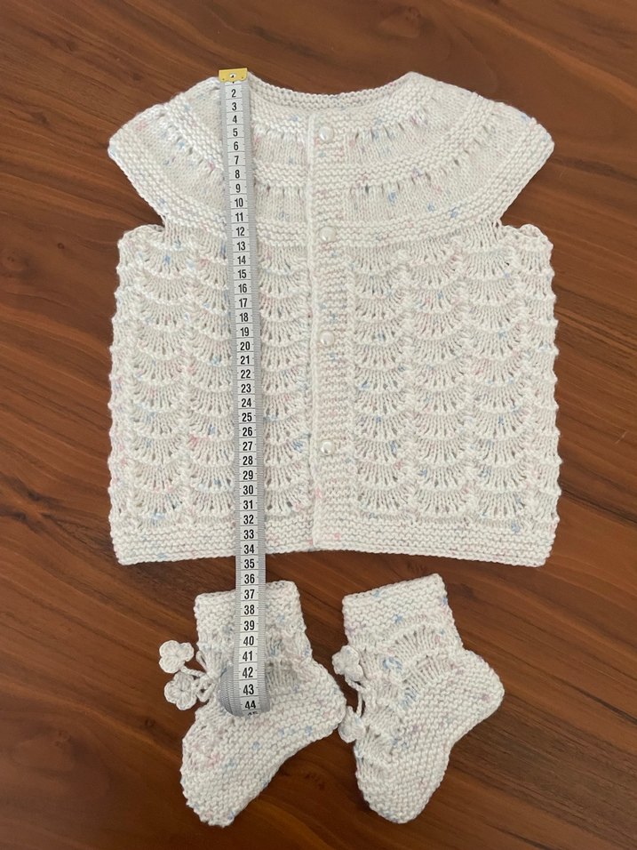 Beyaz Örgü Bohem bebek Yeleği ve patik Seti - Görsel 2