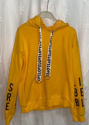 Sarı Kapüşonlu Bel Detaylı Sweatshirt