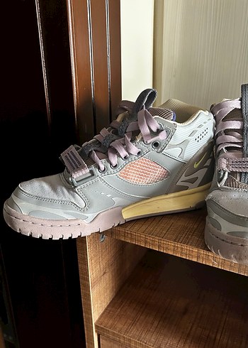 38 Beden gri Renk nike air trainer smoke grey