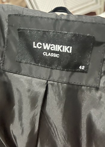 LC Waikiki Kürk Detaylı Midi Kadın Mont
