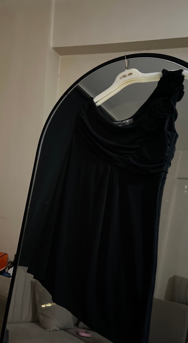 Siyah Drapeli tek omuz Elbise - Görsel 2