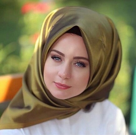 Tafta eşarp