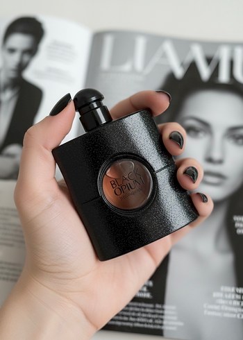 Yves Saint Laurent Black Opium Kadın Parfümü 90 ml - Görsel 2