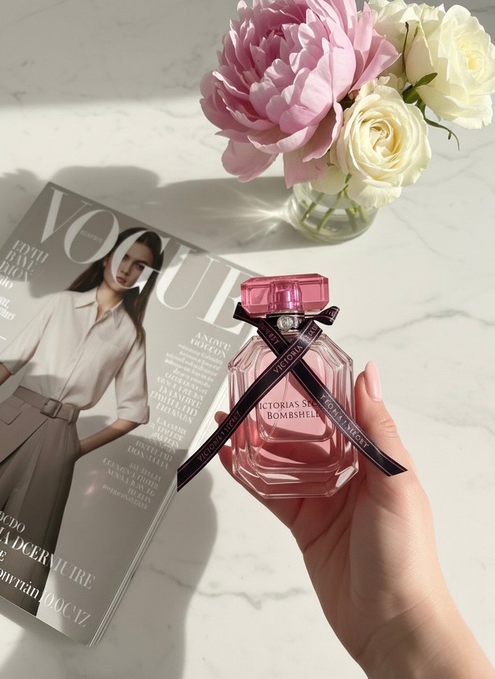 Victoria's Secret Bombshell Kadın Parfümü 100 ml - Görsel 2