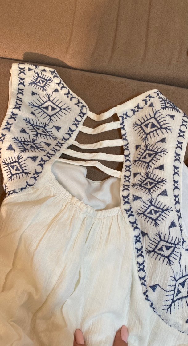 Nakışlı Beyaz Keten Midi Bohem Elbise - Görsel 2