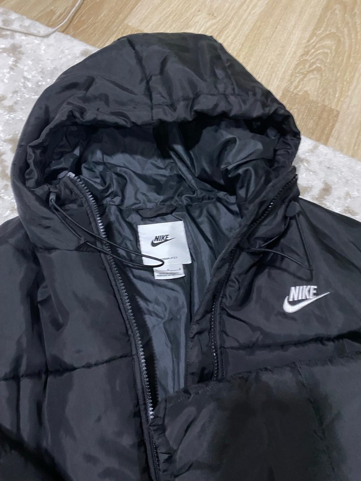 Nike Siyah Kapüşonlu Kadın Kışlık Mont L-M orijinal - Görsel 2