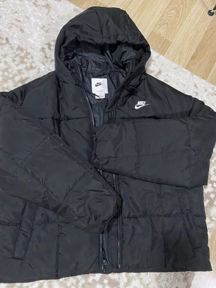 Nike Siyah Kapüşonlu Kadın Kışlık Mont L-M orijinal - Görsel 3