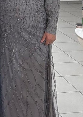 Abiye İnci İşlemeli Uzun Gri Abiye Elbise