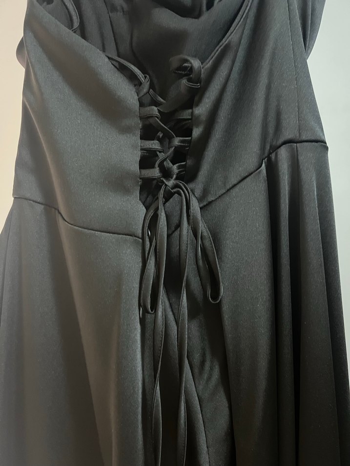 38 Beden Siyah Saten Mezuniyet Elbisesi - Görsel 4