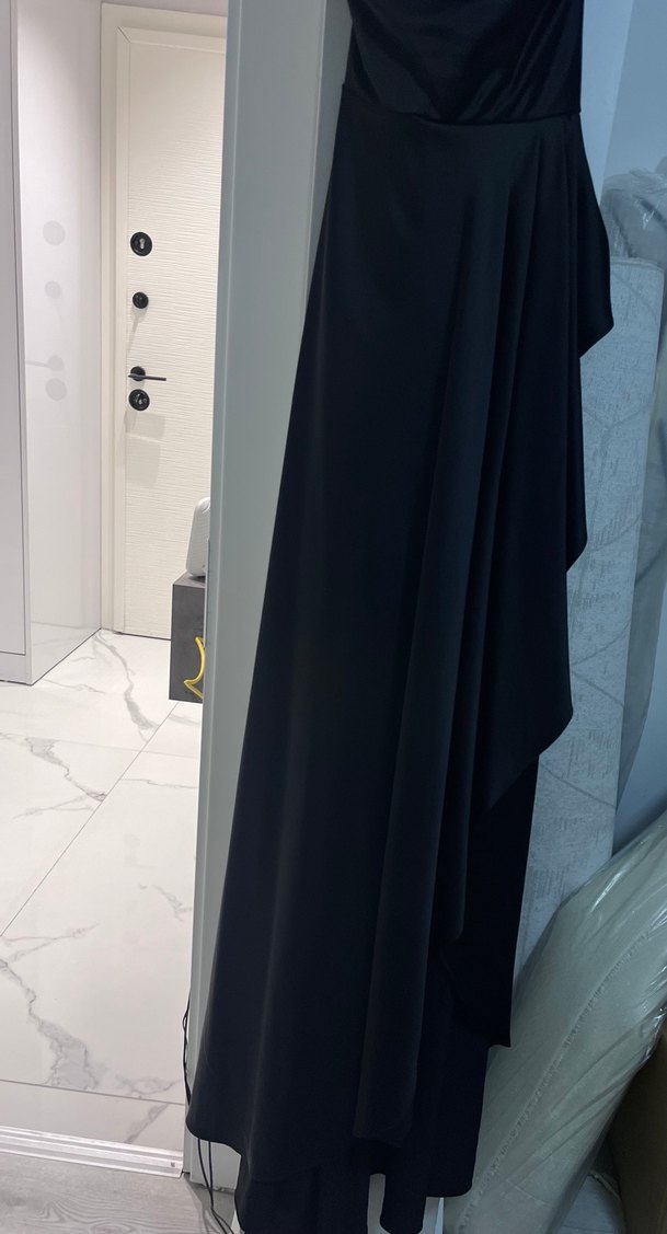 38 Beden Siyah Saten Mezuniyet Elbisesi - Görsel 3