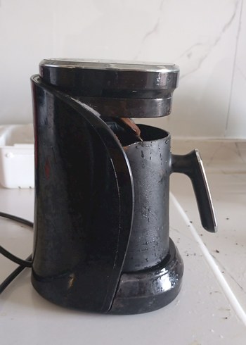 Siyah Kahve Makinesi